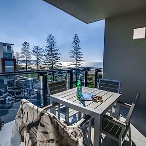 One Bedroom Ocean View Apartment